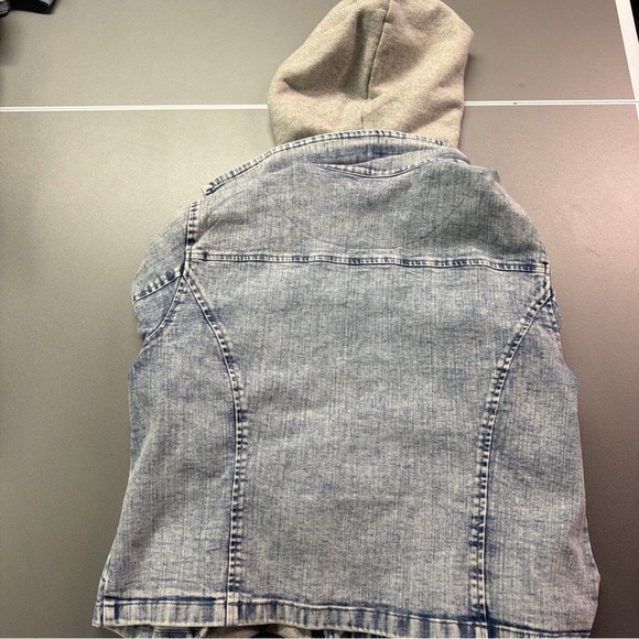 Peace Love World Women Light Blue Gray Hooded Denim Jacket Zip Pockets Size L - Picture 6 of 9